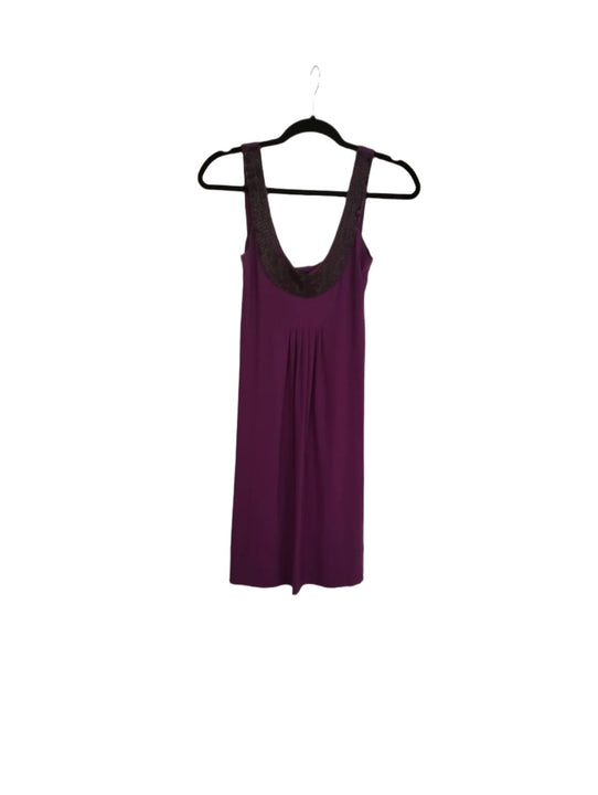 Vestido de Cocktail Morado Talla S/M en Renta