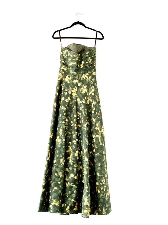 Vestido Verde Estampado Talla XS en Renta